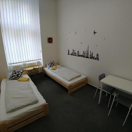 ברנו Rooms Veveri - Uvoz, 10 Min Peski Do Centru מראה חיצוני תמונה